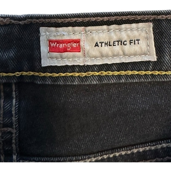 Wrangler Men's Athletic Fit Jeans - Size 29 X 30 - Picture 7 of 12
